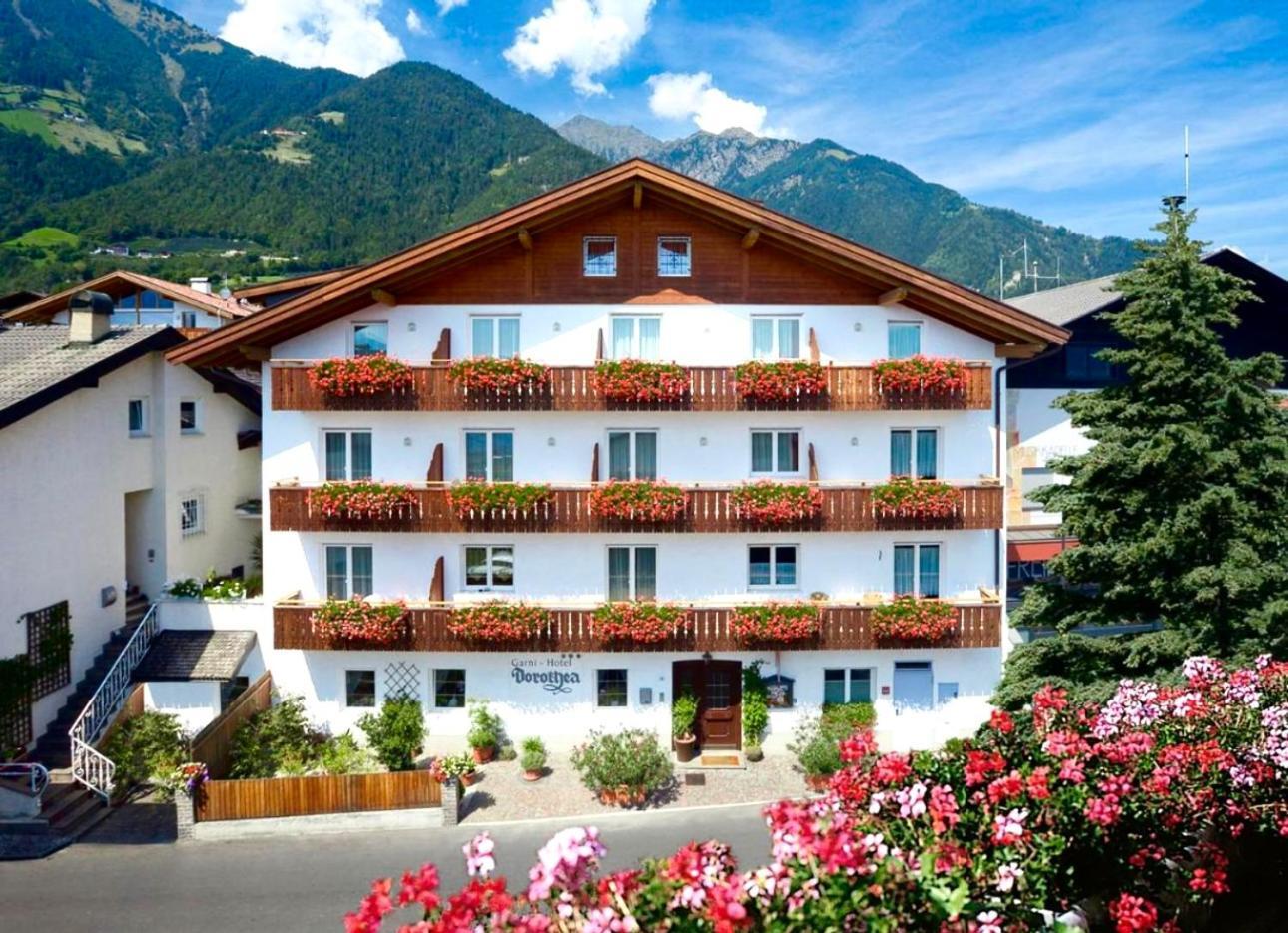Garni Hotel Dorothea Dorf Tirol Exterior foto